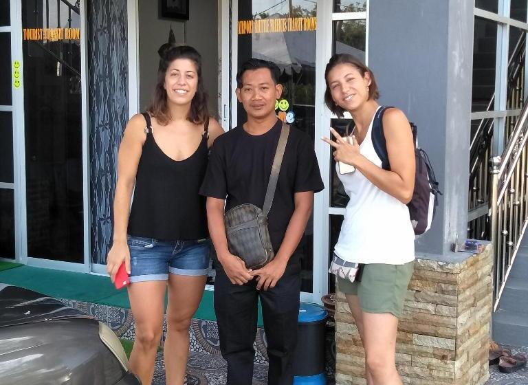 بانگلوی سوپریور, Airport Kota Bharu Roomstay & Riverside Homestay