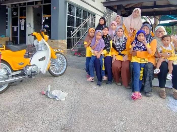 בקתה סופריור, Airport Kota Bharu Roomstay & Riverside Homestay