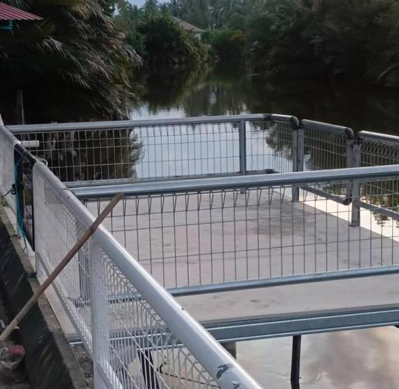 بانگلوی سوپریور, Airport Kota Bharu Roomstay & Riverside Homestay