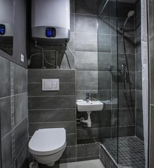 آپارتمان 2 خوابه, Chaka Apartments