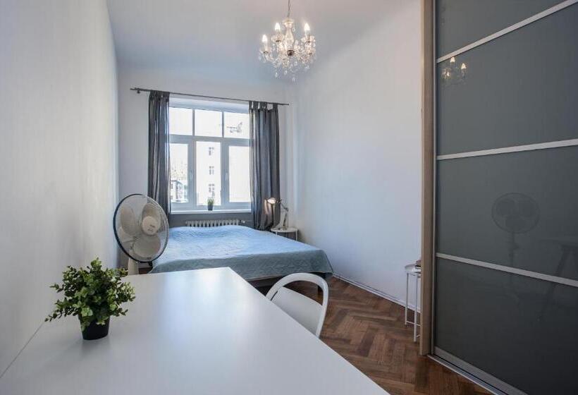 آپارتمان لوکس 1 خوابه, Chaka Apartments