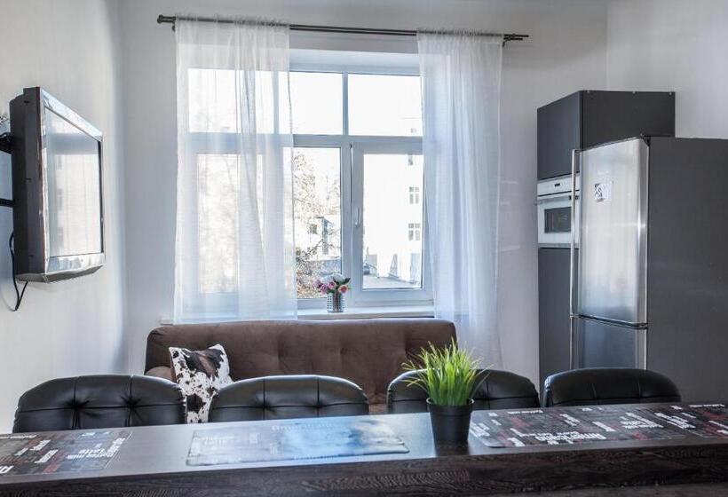 آپارتمان لوکس 1 خوابه, Chaka Apartments