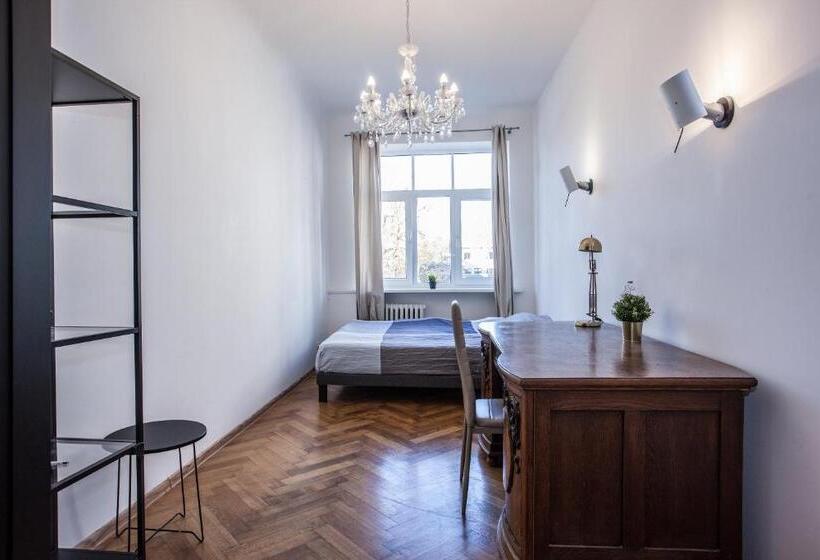 آپارتمان لوکس 1 خوابه, Chaka Apartments