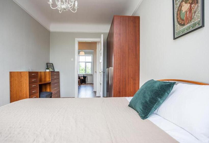 آپارتمان 1 خوابه, Chaka Apartments