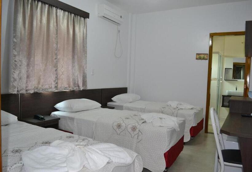 חדר דלוקס לשלושה, Ametista