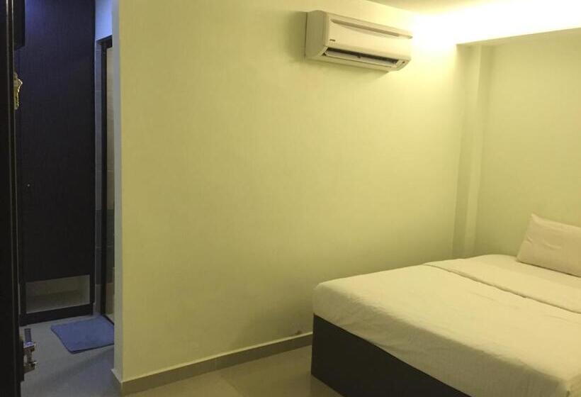 חדר סופריור, Desa House