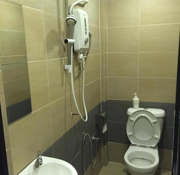 חדר סטנדרט לשלושה, Desa House