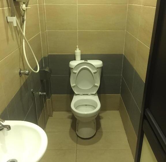 חדר סטנדרט לשלושה, Desa House