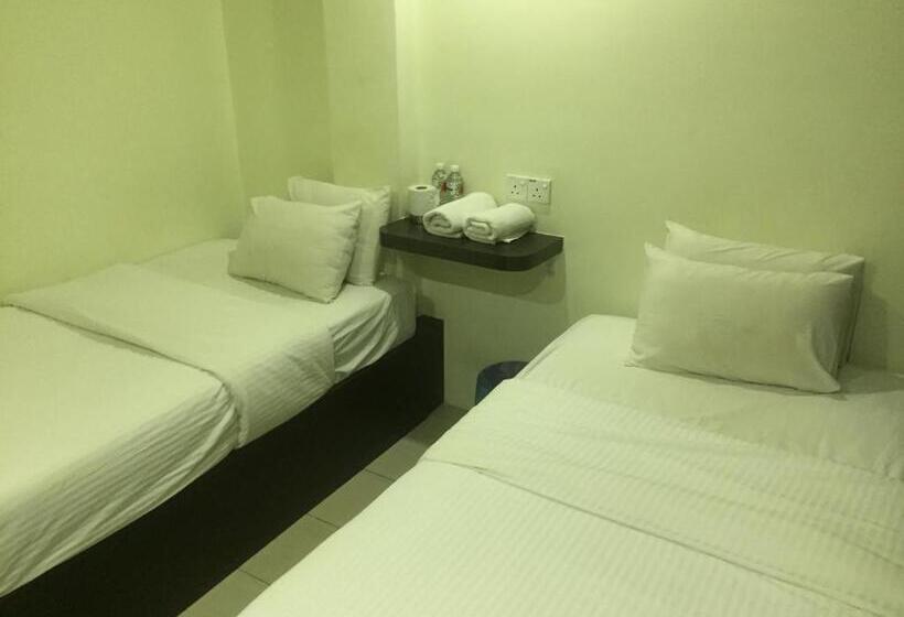 חדר אקונומי, Desa House