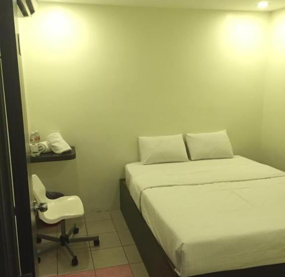 חדר אקונומי, Desa House