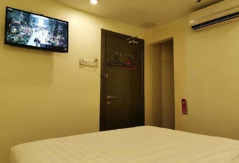 חדר אקונומי, Desa House