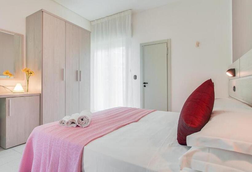 اتاق استاندارد با بالکن, Joli