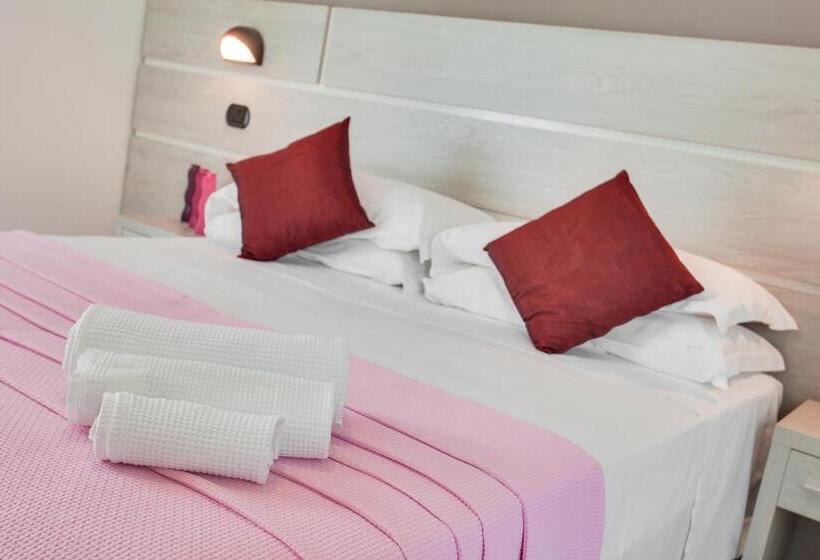 اتاق استاندارد با بالکن, Joli