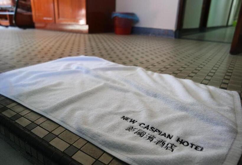 חדר דלוקס, New Caspian