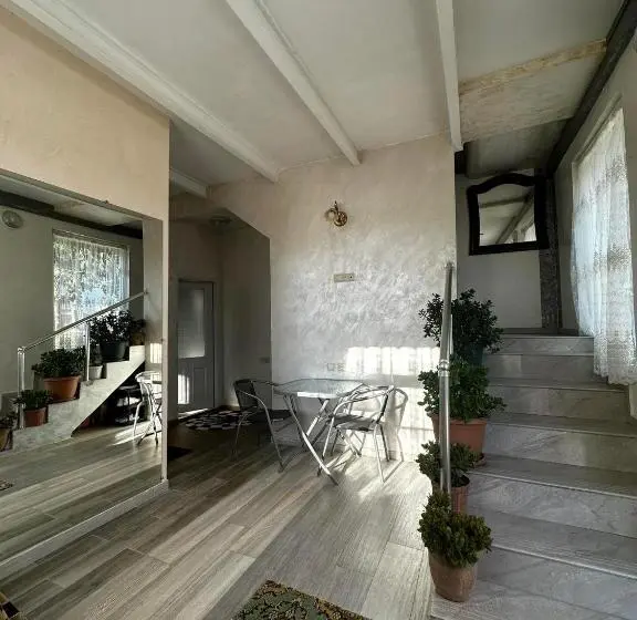 اتاق استاندارد, Guest House Maia