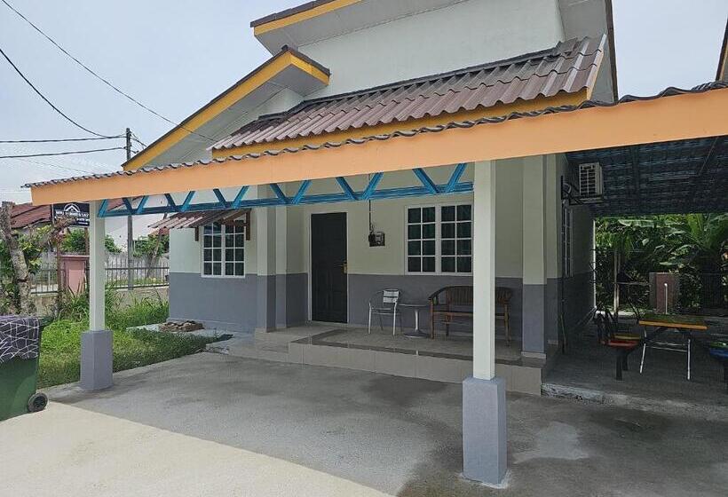 Dom 2 Sypialnie, Mri Residence   Homestay In Sg Buloh With Swimming Pool   No Pork&alcohol Allowed
