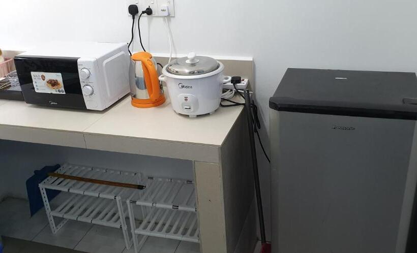 Studio Rodzinne, Mri Residence   Homestay In Sg Buloh With Swimming Pool   No Pork&alcohol Allowed