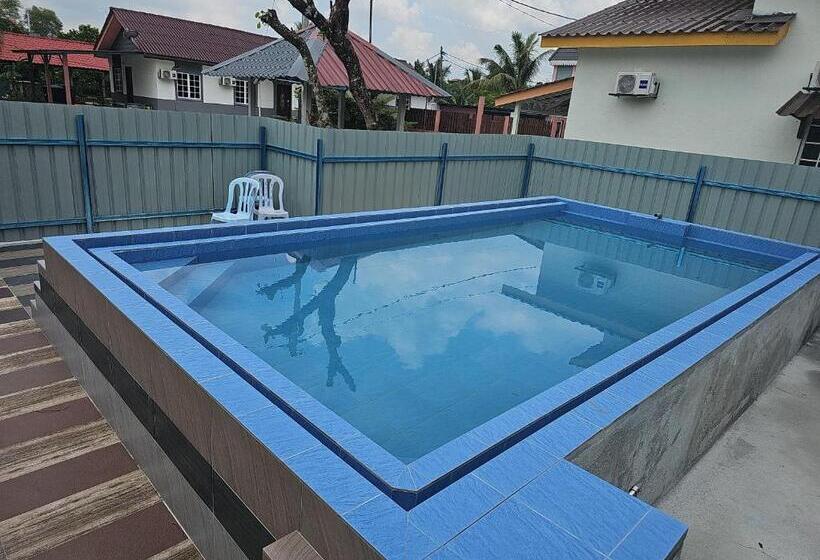 Pokój Deluxe, Mri Residence   Homestay In Sg Buloh With Swimming Pool   No Pork&alcohol Allowed