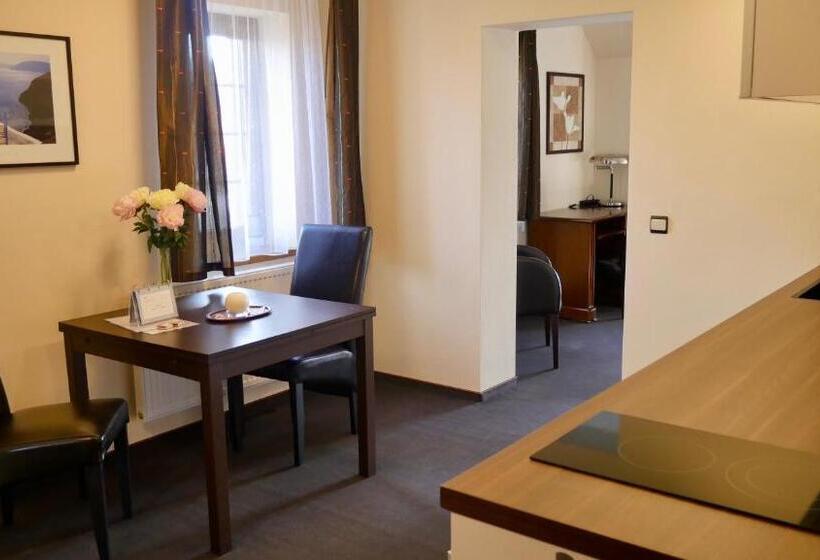 Suite with lake view, Penzion Frymburk