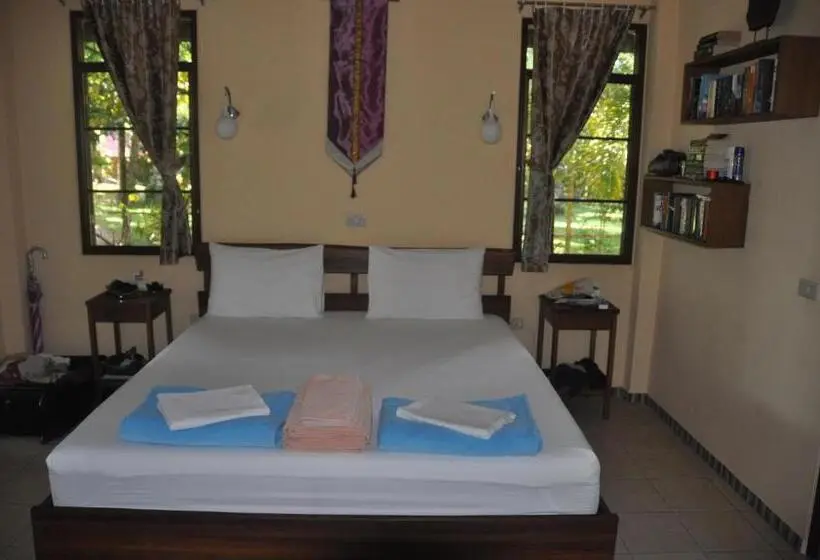 Deluxe-bungalow, Lake View Bungalows