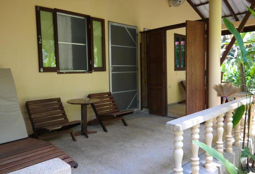 标准平房, Lake View Bungalows