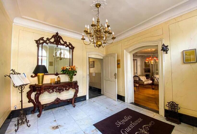 דירת חדר, Skindles Guesthouse