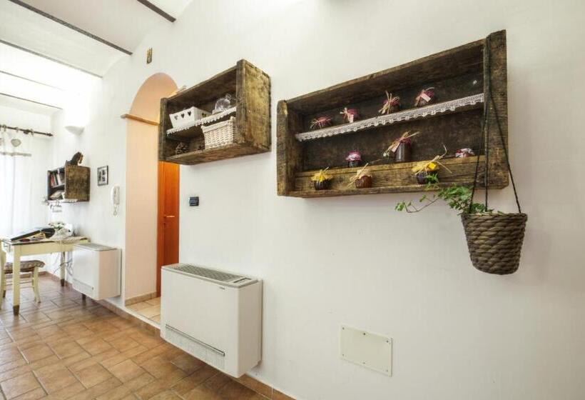 غرفة قياسية رباعية, B&b Le Rose