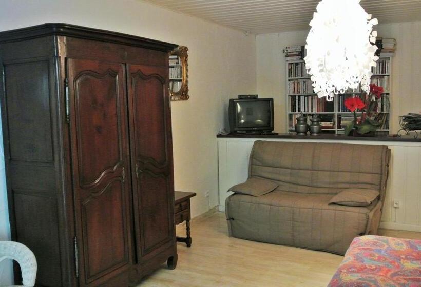 غرفة قياسية, Chambres D Hotes Saint Alexandre La Rouvière