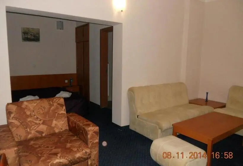 ジュニアスイート, Family Hotel Helios