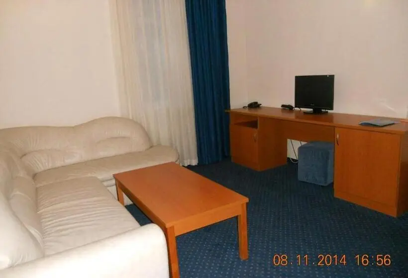 スイート, Family Hotel Helios