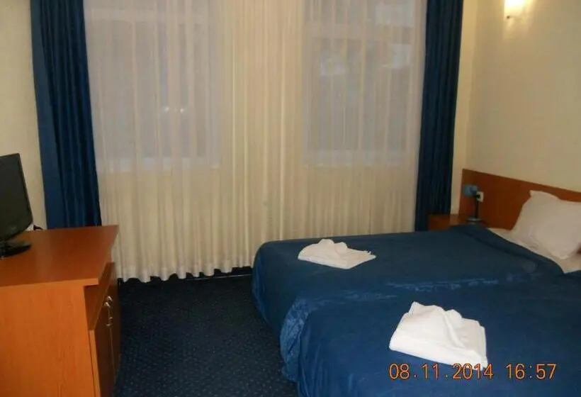 スイート, Family Hotel Helios