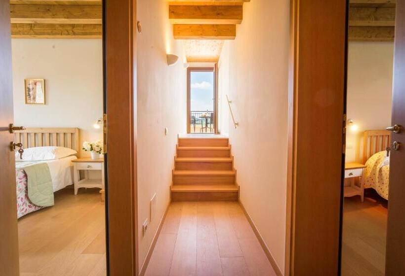 발코니 디럭스 룸, Agriturismo Il Follo