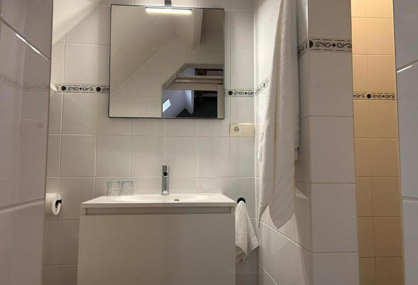 四人标准间, Logies De Hoogmolen