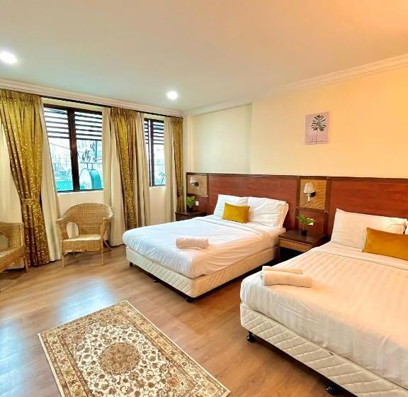 جناح عائلي, Melur Inn