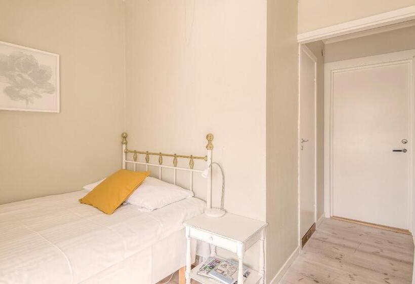 标准单人间, Wij Trädgårdar