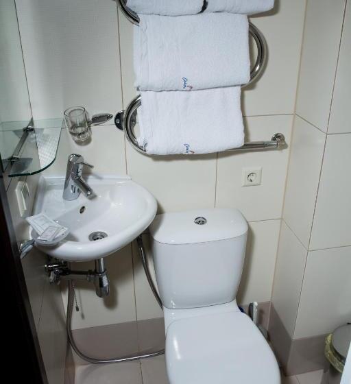 اتاق اکونومی, Po Jūros Banga