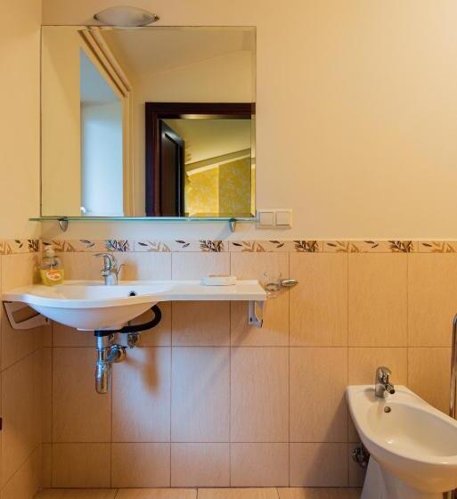 اتاق استاندارد, Po Jūros Banga