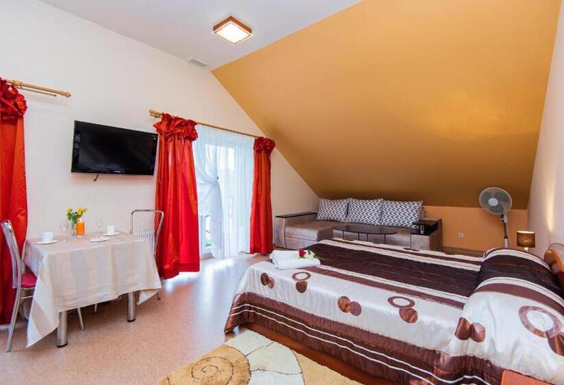 استودیوی استاندارد, Po Jūros Banga