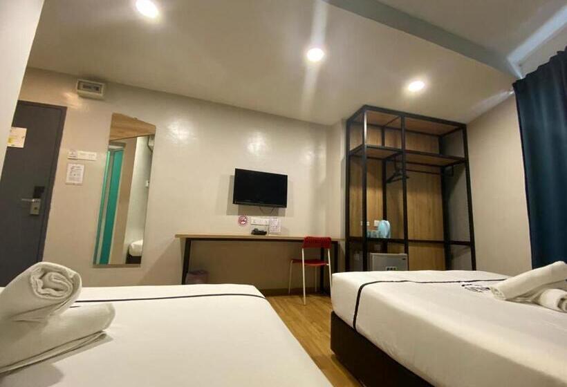 Семейный Номер, Smile Hotel Selayang Point