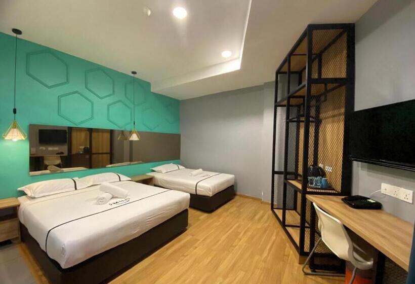 Семейный Номер, Smile Hotel Selayang Point