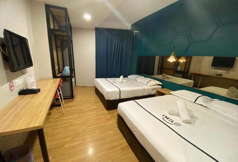 Семейный Номер, Smile Hotel Selayang Point