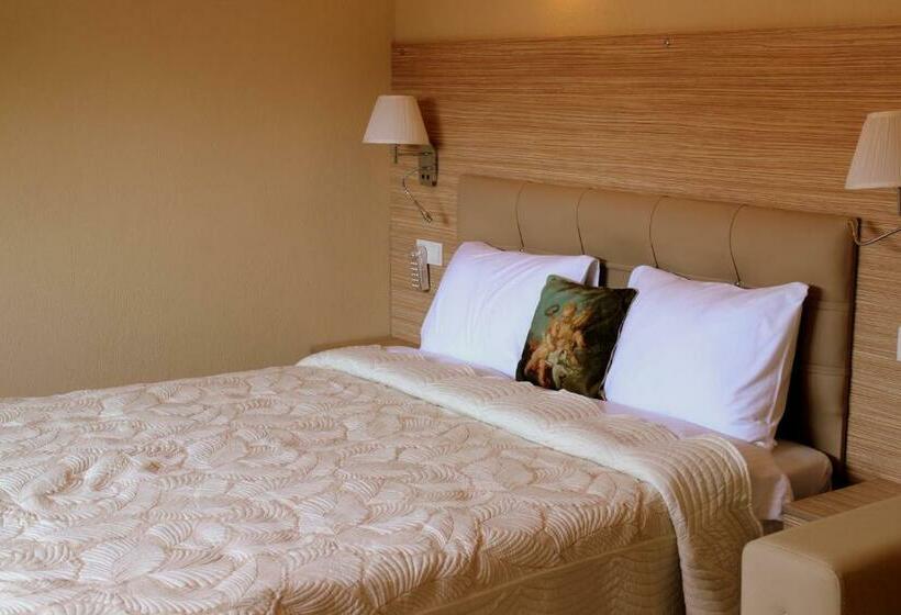 屋根裏部屋風スタンダードルーム, Arp Dalyan