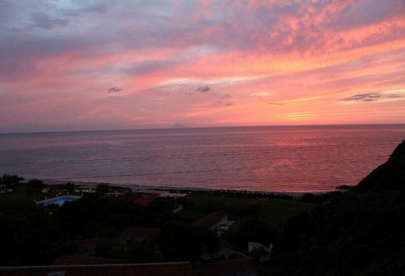 اتاق لوکس, Bv Kalafiorita Resort