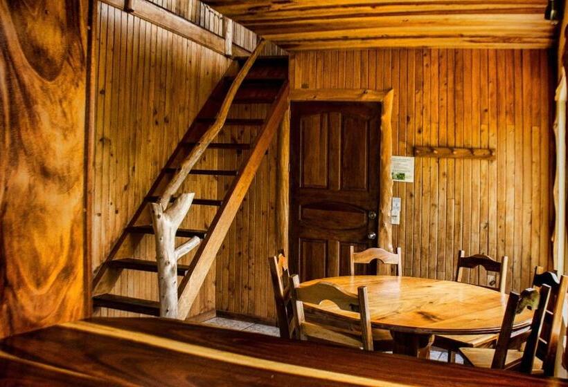 침실 3개 주택, Cabinas Capulin & Farm