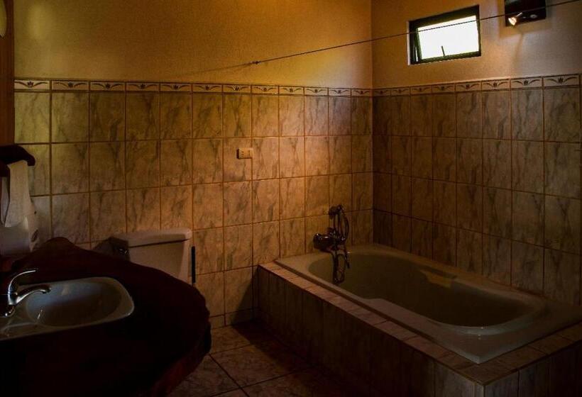 침실 3개 주택, Cabinas Capulin & Farm