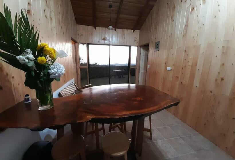 ویلای 2 خوابه, Cabinas Capulin & Farm