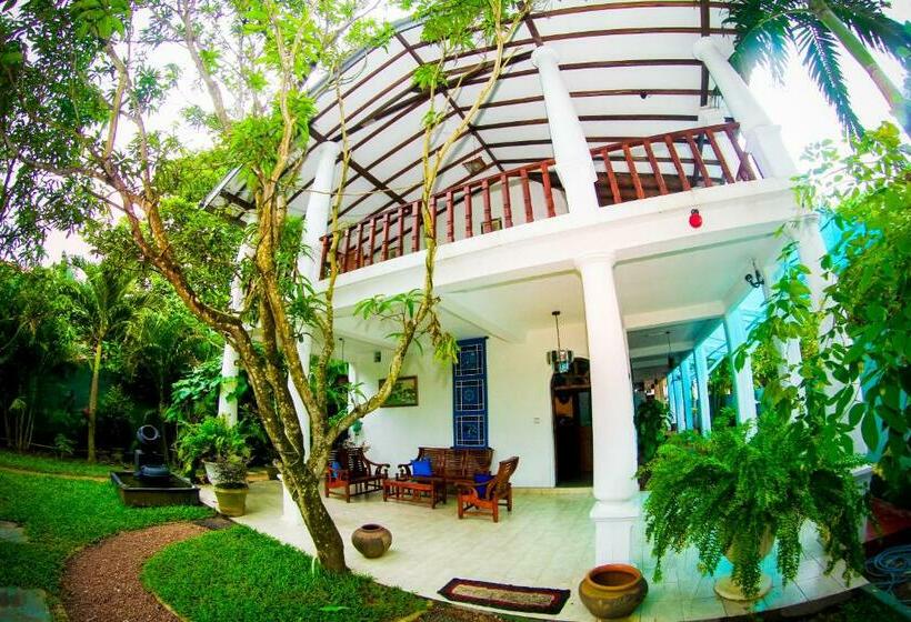 Quarto Estandar Vista Jardim, Mother's Place Nimala