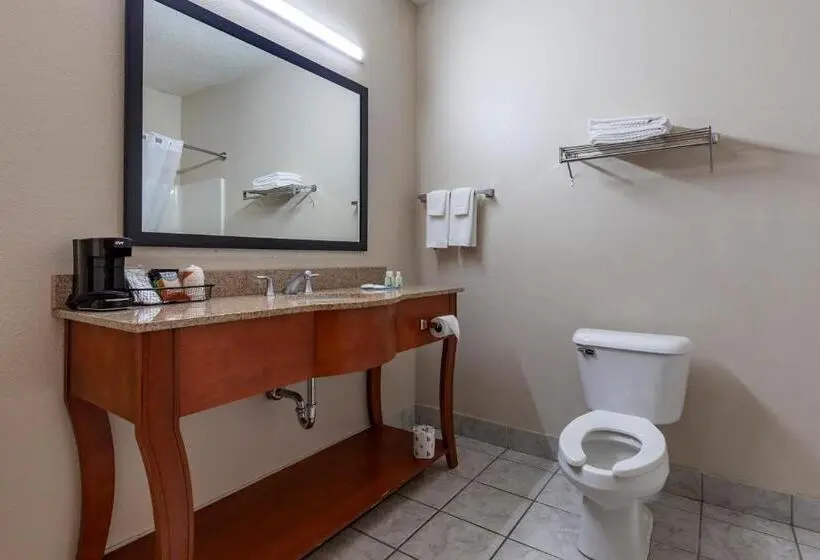 Standard-invahuone King-vuode, Quality Inn Redgranite