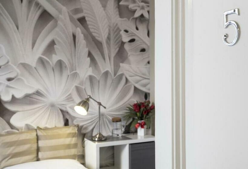 اتاق استاندارد, Rossocorallo B&b