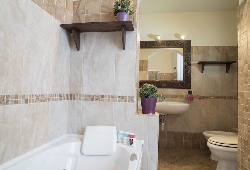 سوییت لوکس, Rossocorallo B&b